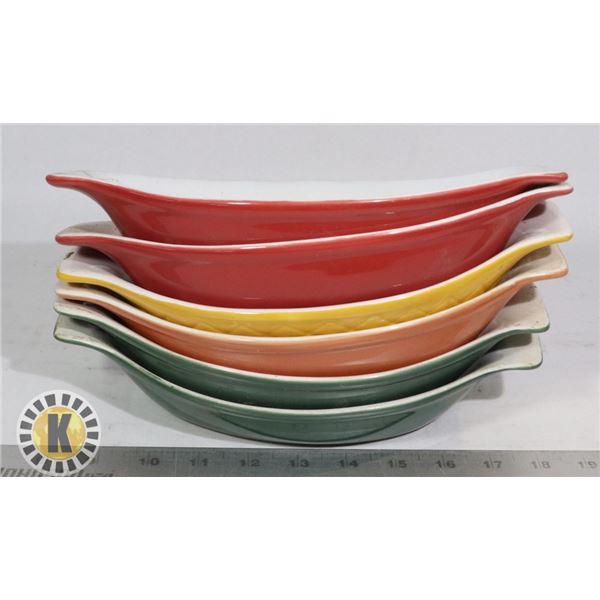 SET OF 6 LASAGNA DISHES  COLORED
