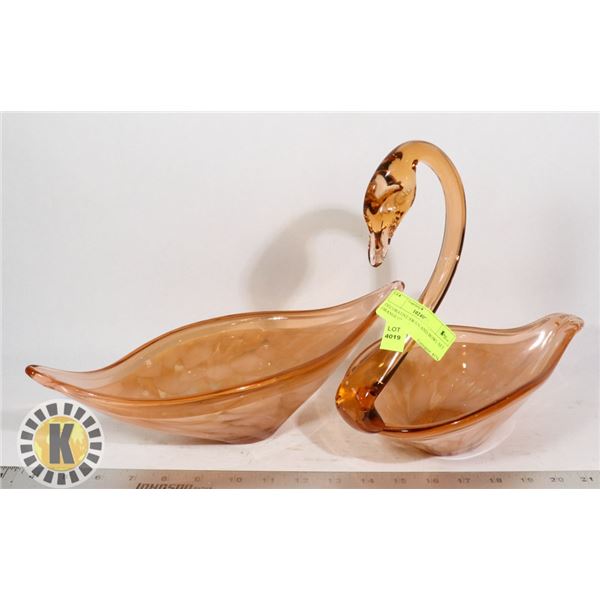 DECORATIVE SWAN AND BOWL SET ORANGE GLASS