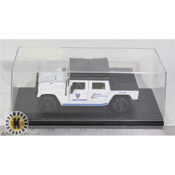 MODEL HUMMER POLICE VEHICLE - IN VIEW CASE