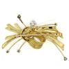 Image 4 : Vintage 18k TT Gold 0.73 ctw Old Cut Round Diamond Emerald Knot Bundle Brooch Pi