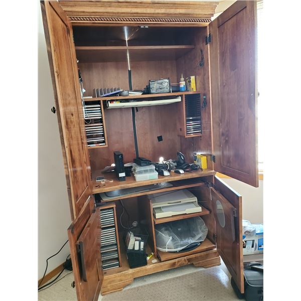 Oak Entertainment Stand