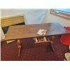 Image 1 : Crib Board Table