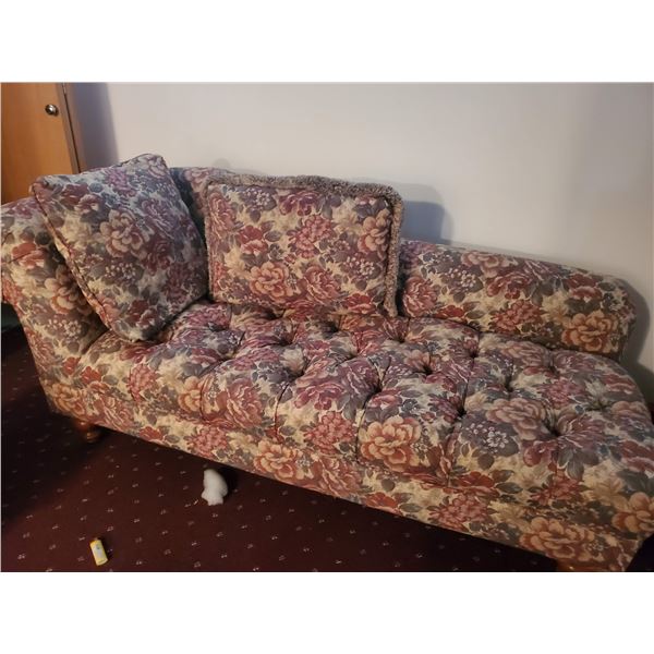 Vintage Fainting Couch