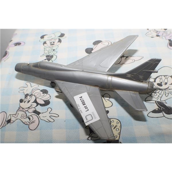 PLASTIC USAF MILITARY TOY