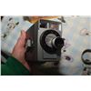 Image 2 : KODAK BROWNIE 8 MM MOVIE CAMERA