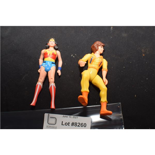 SUPERHERO WOMEN FIGURES