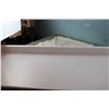 Image 3 : 5 ft White Countertop