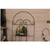 Image 2 : Garden Decore / Decorations