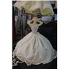 Image 2 : Lady Lamp Skirt Base Lamp