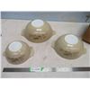 Image 2 : Three Serving Bowl Set (Pyrex)