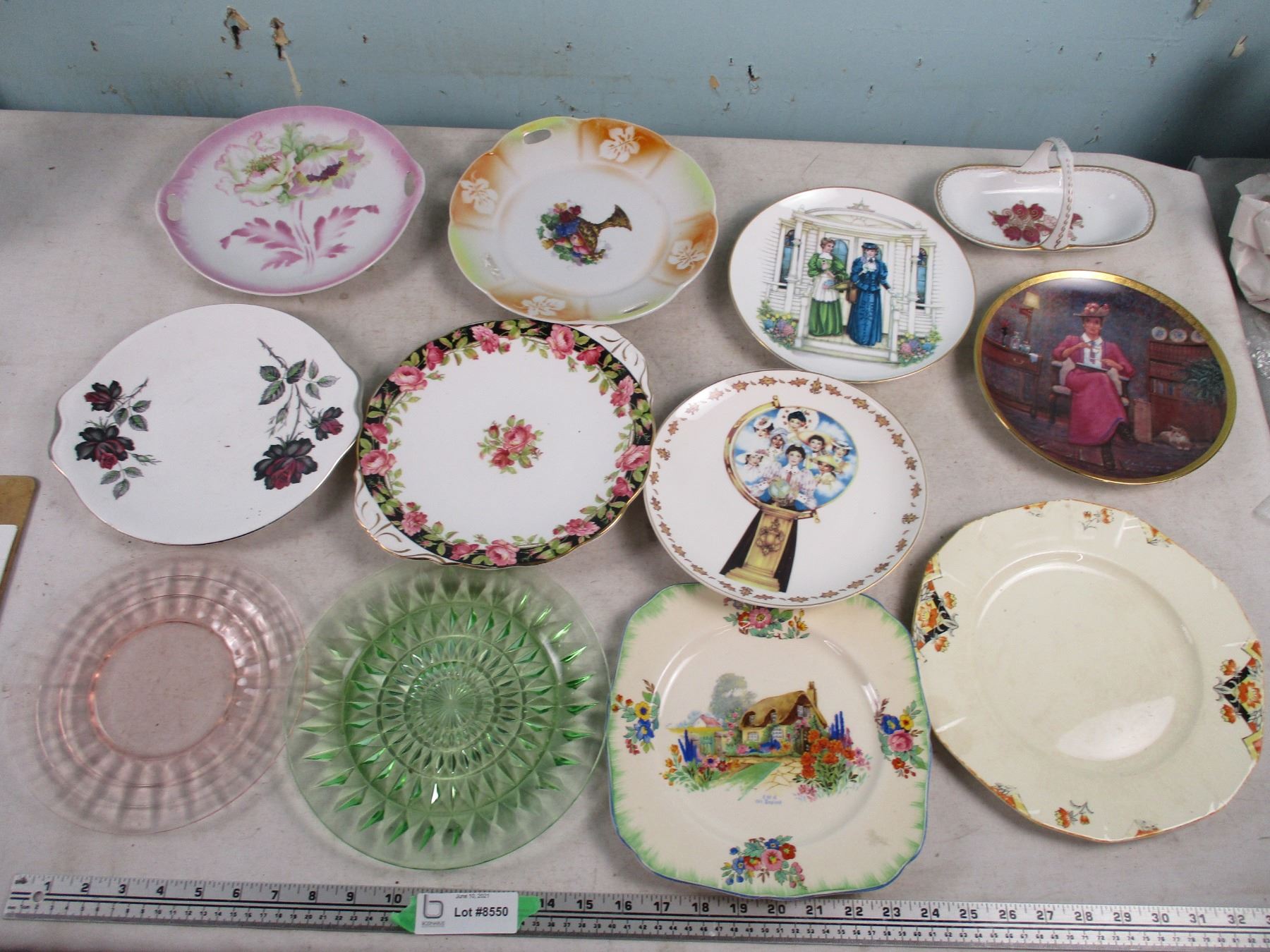 Collector Plates + Dishes Bodnarus Auctioneering