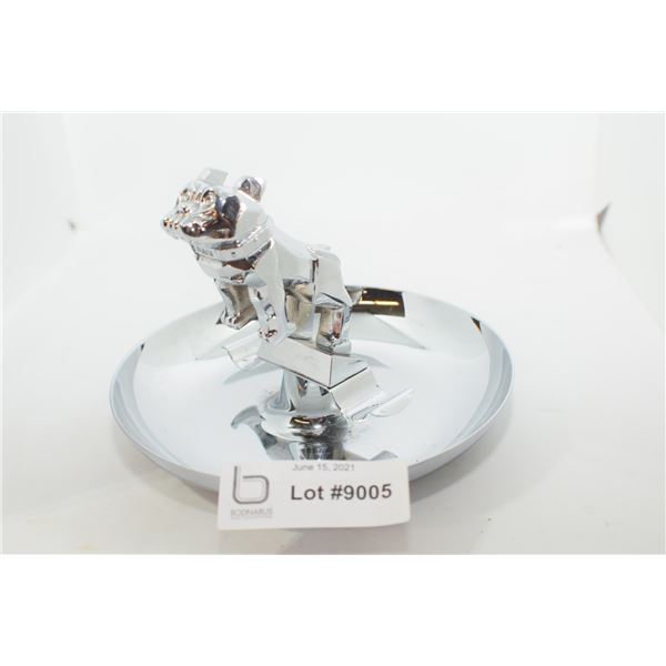 VINTAGE MACK TRUCK ASHTRAY