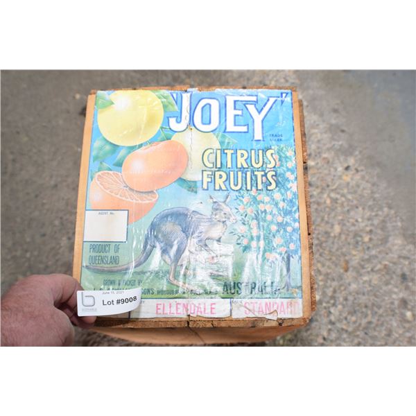 JOEY AUSTRALIA FRUIT BOX KANGAROO GRAPHICS ANTIQUE
