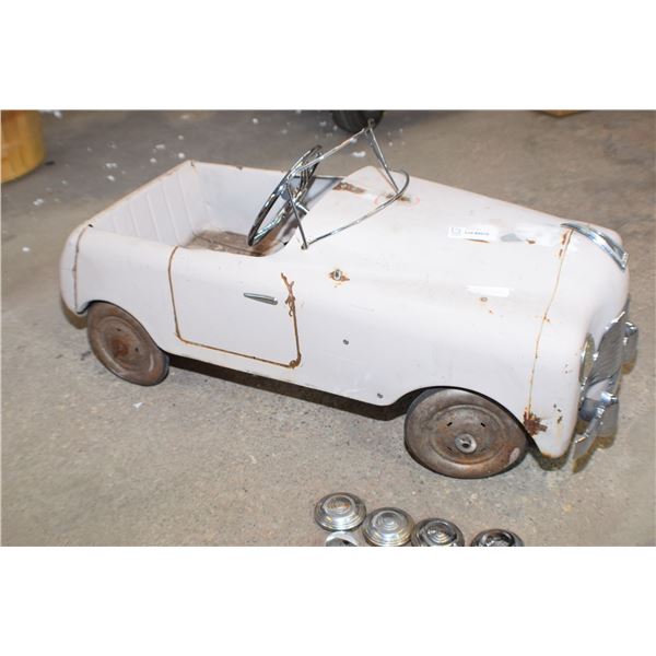 ANTIQUE PEDAL CAR WITH LOTS OF EXTRAS, GREAT RESTORATION UNIT