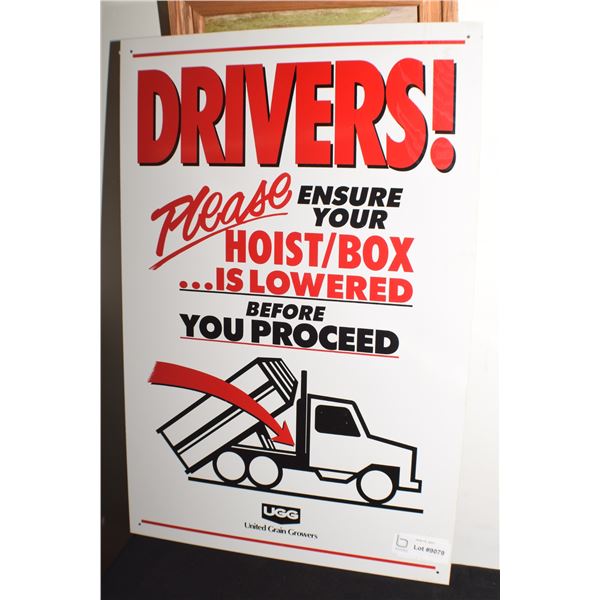 NOS UNITED GRAIN GROWERS METAL ELEVATOR SIGN