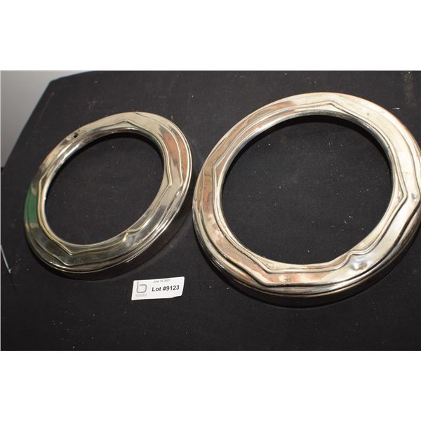 2 HEADLIGHTS AUTOMOBILE RINGS...BRASS ERA ?