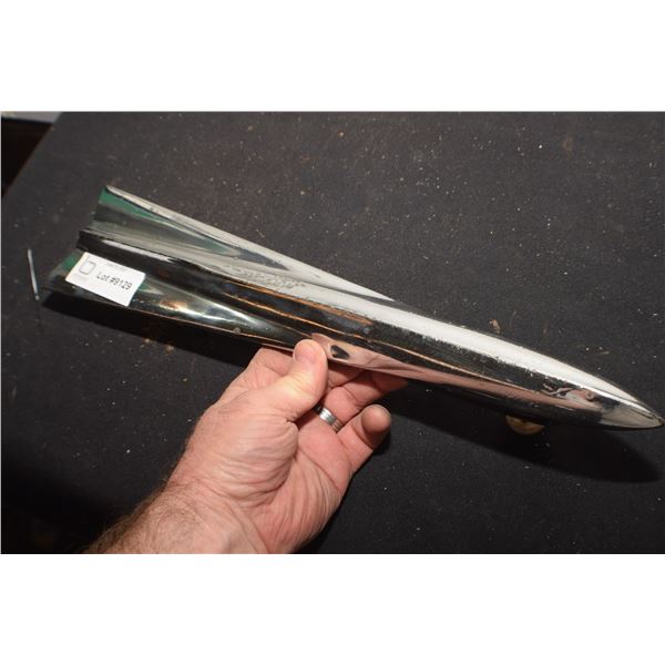 ANTIQUE HOOD ORNAMENT