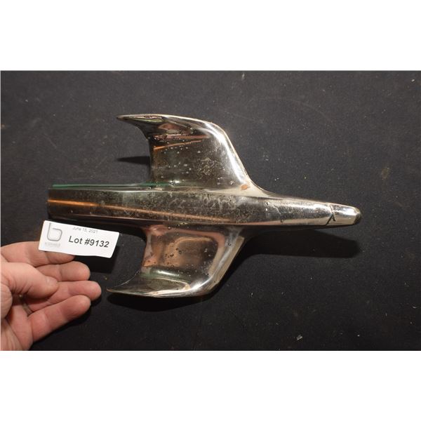 ANTIQUE HOOD ORNAMENT