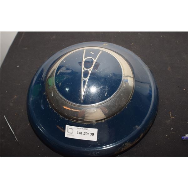1940s FORD HUBCAP V-8
