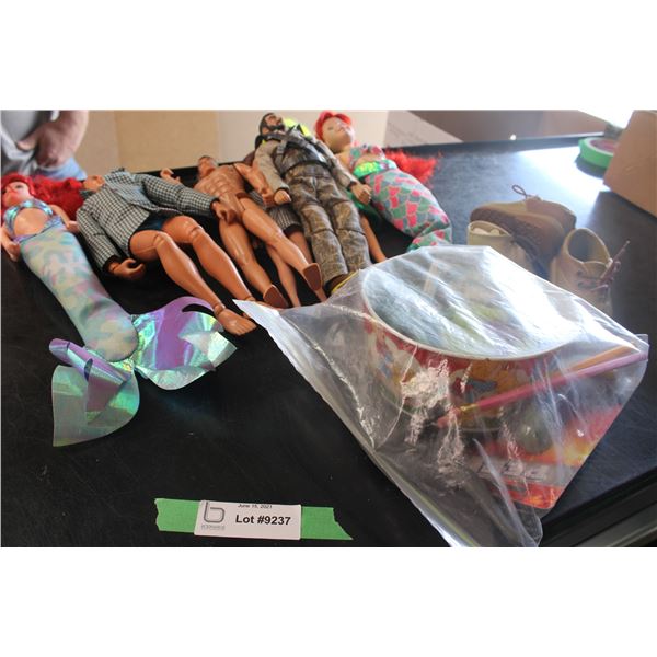 Box of Misc Barbie Toys