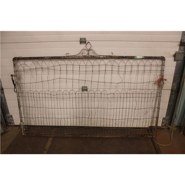 Ornamental Gate 74" x 43"