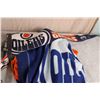 Image 4 : Oilers Toaster (Missing Button Not Working) + Blanket + Misc Memorabilia