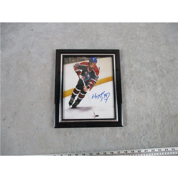 Wayne Gretzky Print in Frame (10x12) Fascimile Auto