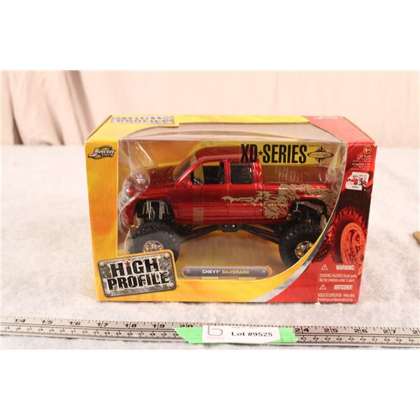 Jada Toys High Profile Chevy Silverado 1/24 Scale Die Cast (NIB)