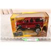 Image 1 : Jada Toys High Profile Chevy Suburban 1/24 Scale Die Cast (NIB)