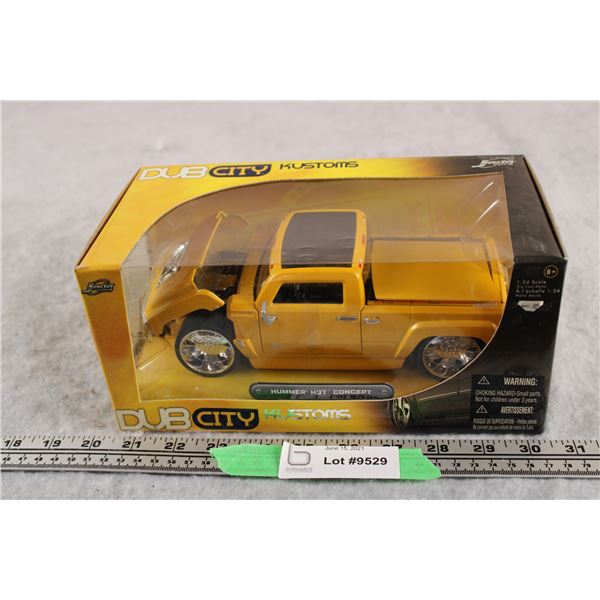 Jada Toys Dub City Kustoms Hummer H3T Concept 1/24 Diecast (NIB)