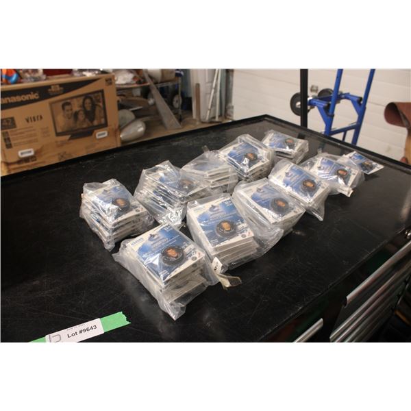 (2X THE MONEY) 2006-07 Mini Puck Collection 10 Packs in Pack (100 Pucks) Different Players