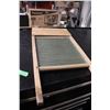 Image 3 : Wooden Vintage Wash Board