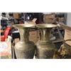 Image 3 : 2 Brass Ornamental Vases