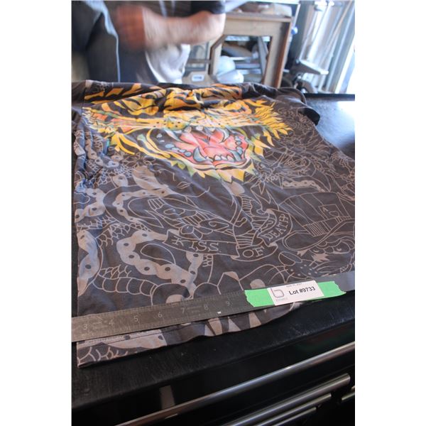 Ed Hardy XL T-Shirt