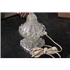 Image 2 : Clear Glass Lamp