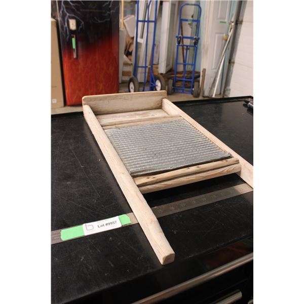 Vintage Wash Board Walters Woods