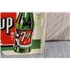 Image 3 : Flanged 7-UP Porcelain Sign  16x18.5"
