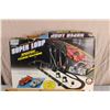 Image 2 : SuperLoop Racing Track - IN box with slot cars