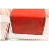 Image 7 : Metal Coca Cola Cooler - St Thomas Ontario -1950s?