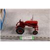 Image 2 : Ertl Farmall A Tractor - 1:16