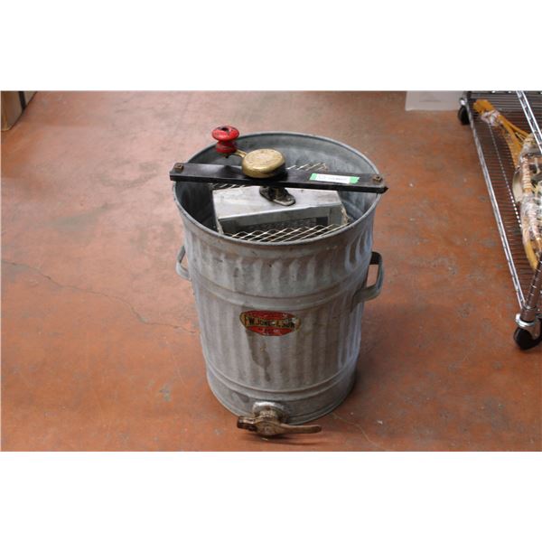 Honey Separator - Jones + Son Beekeeper Supples