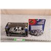 Image 1 : New York Police Car 1:24 + NascarDale Earnhardt JR Victory Car