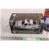 Image 2 : New York Police Car 1:24 + NascarDale Earnhardt JR Victory Car