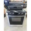 Image 1 : Stainless Steel Bosch Convection Self Cleaning Oven