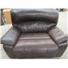Image 1 : Leather Living Room Chair