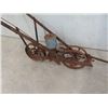 Image 2 : Vintage Walk Behind Seeder