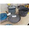 Image 3 : Graniteware