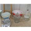 Image 2 : Pyrex Mixing Bowl, Washboard, Merry Gregory Pitcher, Plus More!