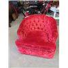 Image 1 : Upholstered Button Back Chair