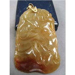 CHINESE CARVED JADE PENDANT